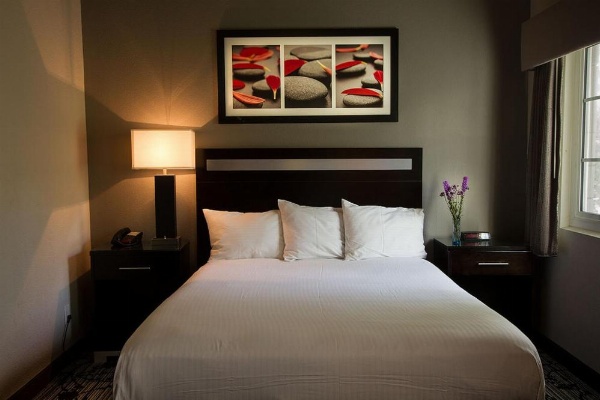 Granada Inn image 25